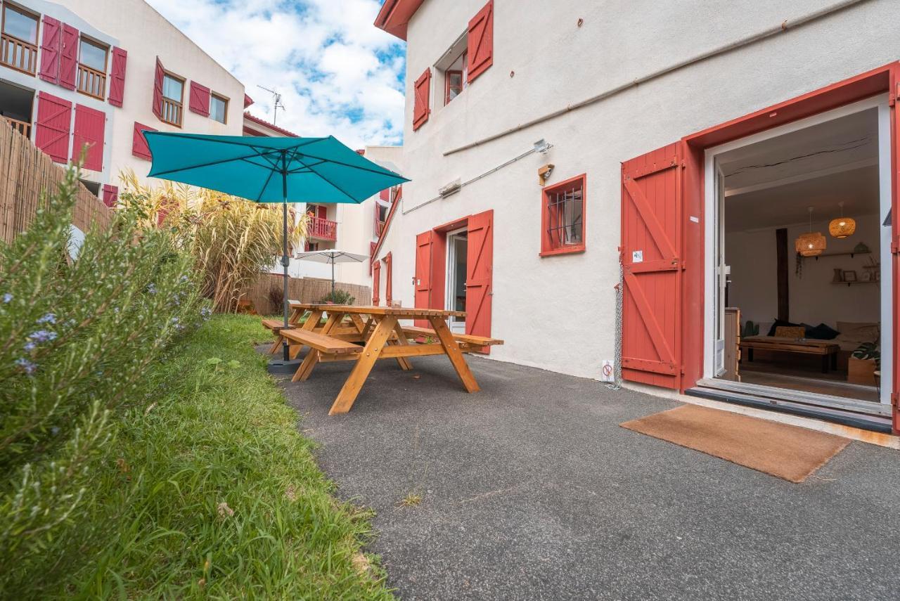 Garden - Utopy Hostel Biarritz Zewnętrze zdjęcie