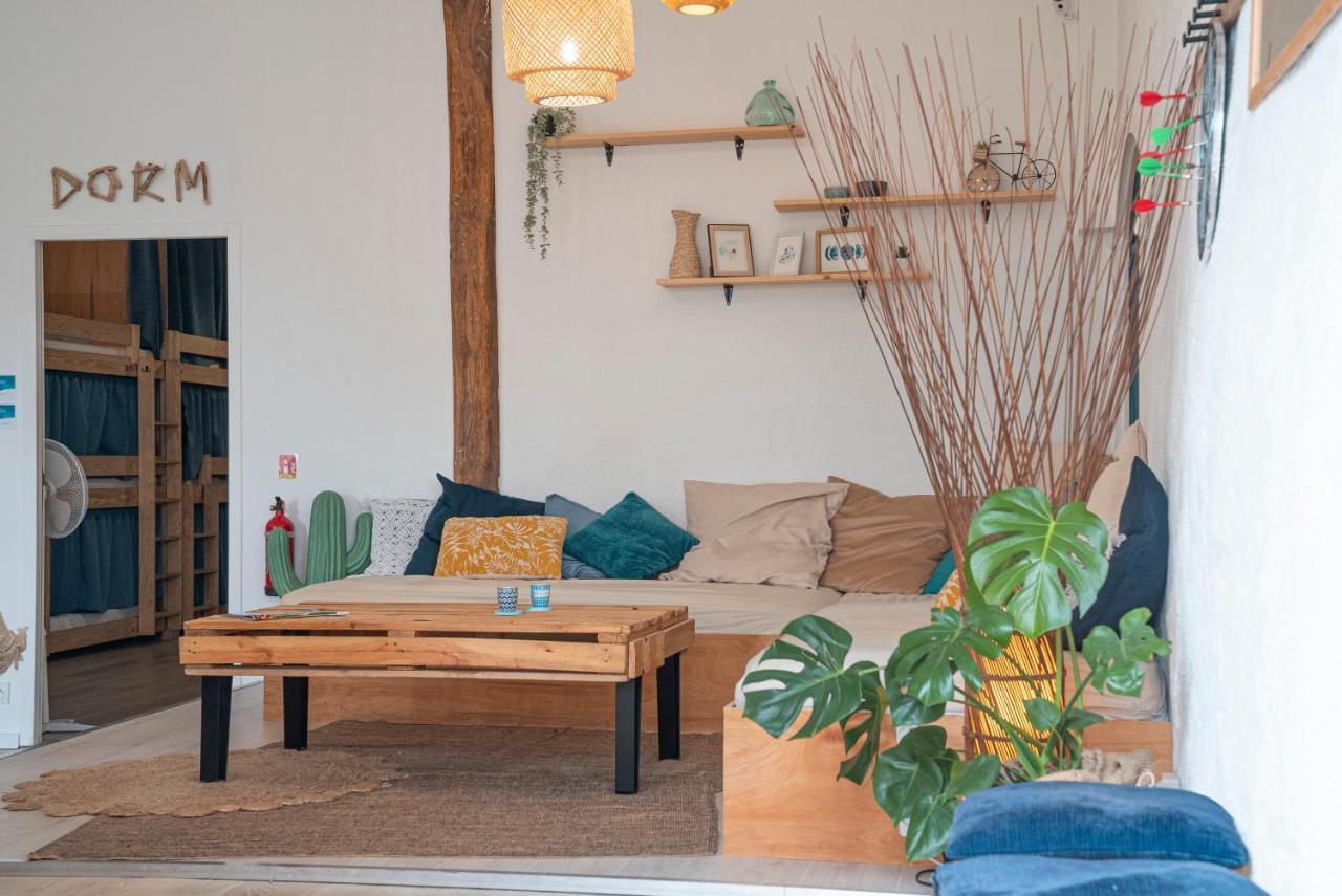 Garden - Utopy Hostel Biarritz Zewnętrze zdjęcie